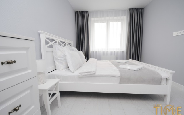 Na Ulitse Tavlaya 72a Apartments