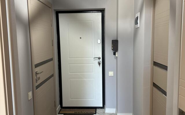 Nalchik Ulitsa Atazhukina 2a Flat
