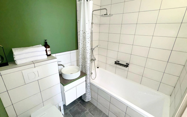 Studio Park Apartments