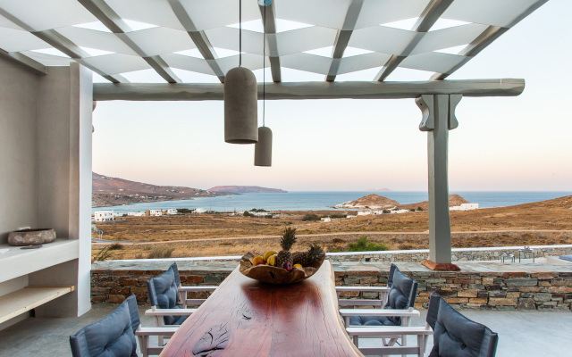 Myconian Platinum Villa