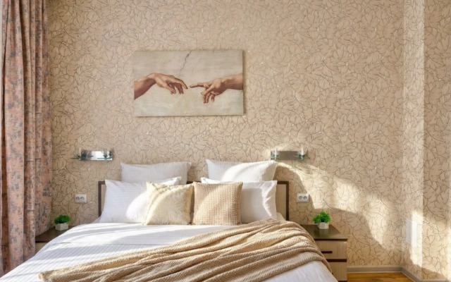 Апартаменты Выучейского 14