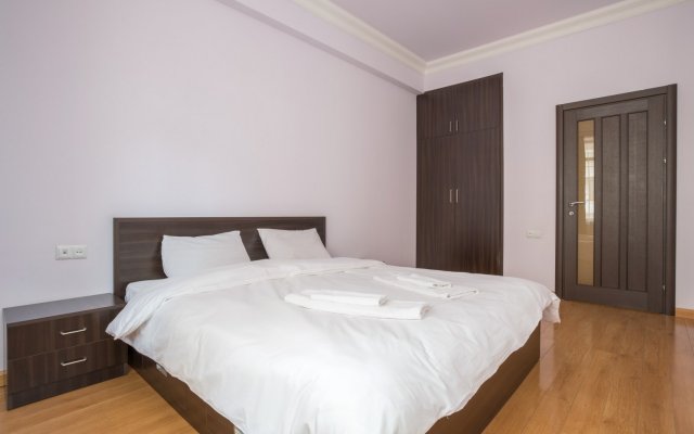 Апартаменты Stay Inn on Yekmalyan Str. 1-33/1