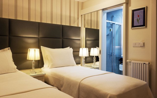 Отель Ten Rooms Istanbul Hotel - Adults Only