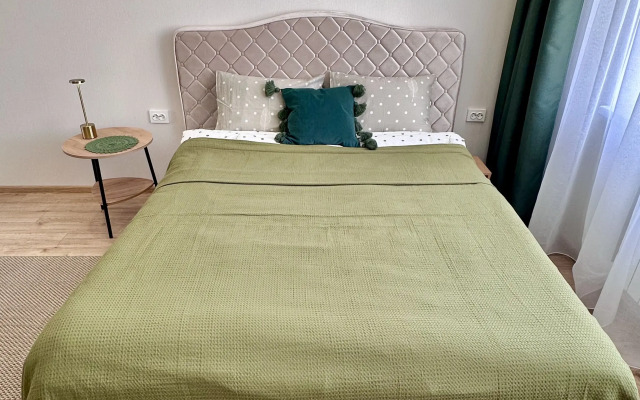 Izumrudnoye Shale 4 Etazh Flat