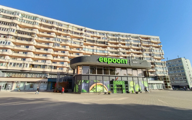 Квартира с балконом-террасой в туристическом центре