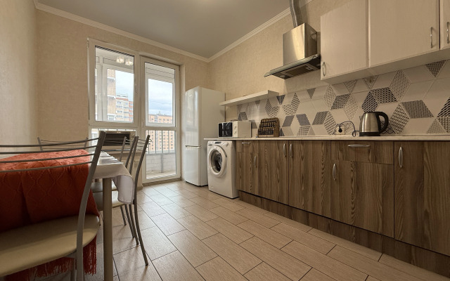 Апартаменты двухкомнатные Разведчиков 8/3