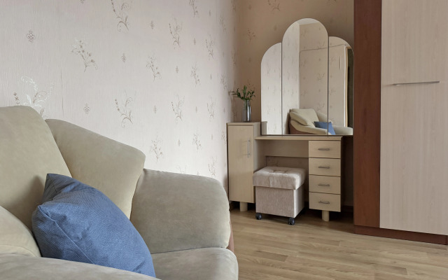 Dvukhkomnatnaya Kvartira V Tsentre Kronshtadta Apartments