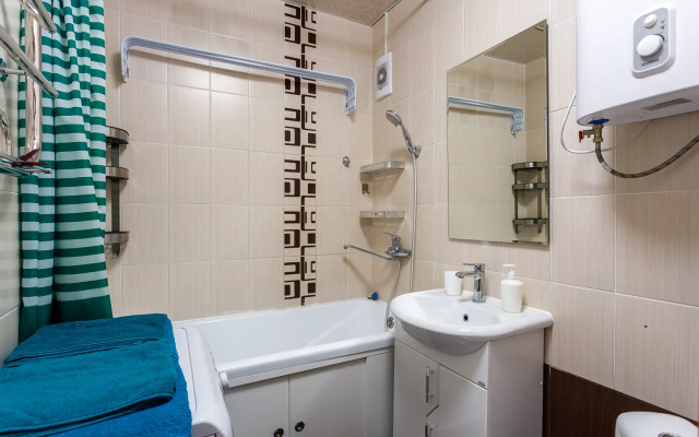 Ussuriyskiy bulvar 15 Flat