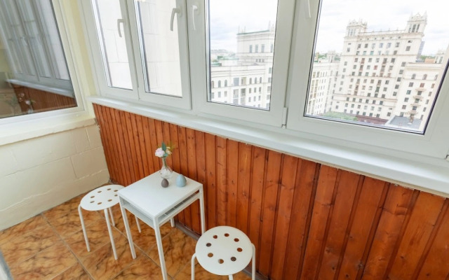 Apartments Standartnye S Dvumya Spalnyami I Balkonom