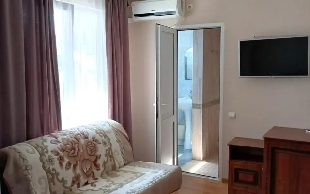 Dva Solntsa Guest House