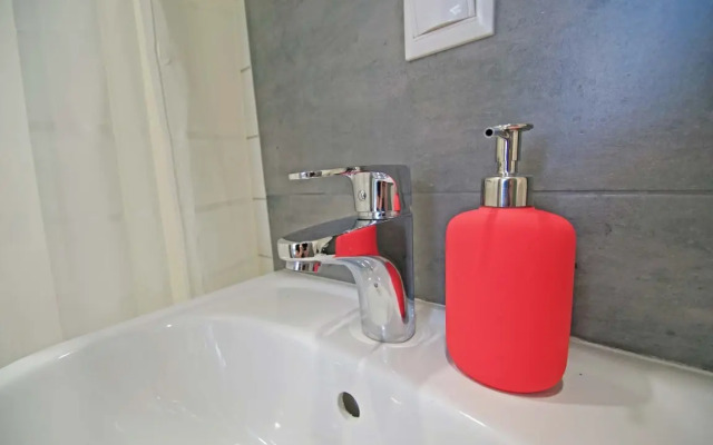 New near 3 Metro Kotelniki Apartment
