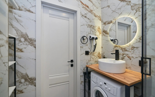 Ryadom S Zhd Vokzalom Horomy Apartments