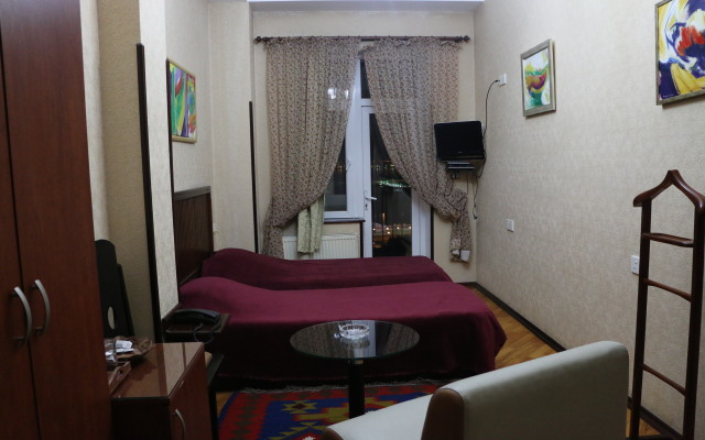 Nur Hotel