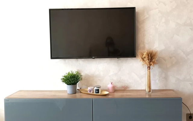 Апартаменты Aura сети DeNewHome в центре Левого берега