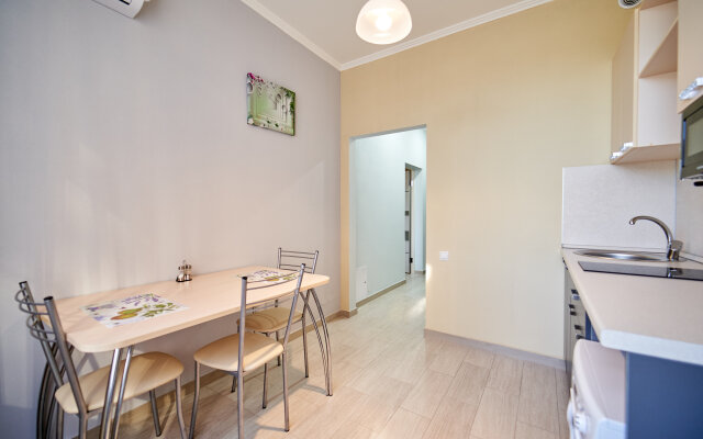 Sunny city Apartments 8