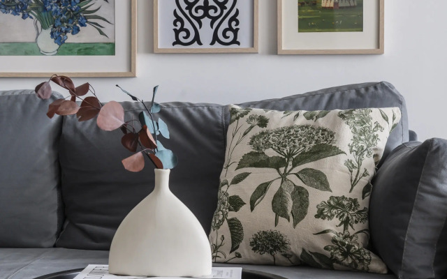 Arbat, Zolotoy Kvadrat, Istoricheskiy Tsentr Almaty Flat