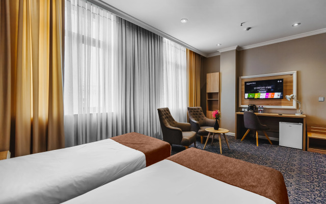 Metro City Hotel