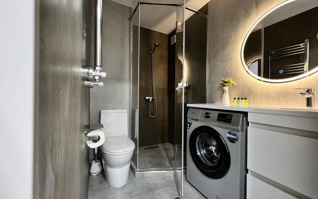 Modern City Center Saryan Str Apartments