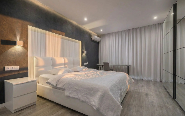 Апартаменты с панорамным видом: наслаждайтесь закатами в центре города рядом с ТРЦ «Галерея»