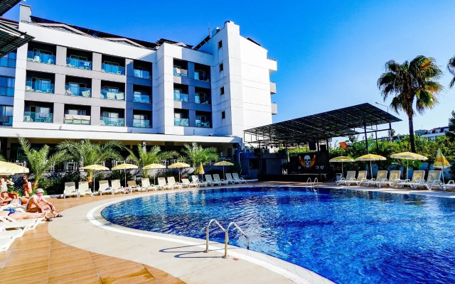 Отель Istanbul Beach