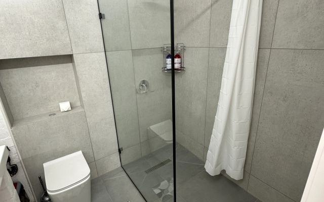 20 Na Akademicheskoy Apartments