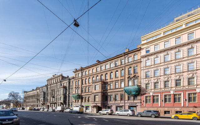 Biryuzovy Loft/studiya V Tsentre Apartments