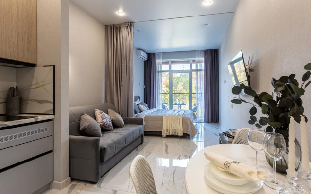 S Balkonom Vozle Morya Alleya 254 Flat