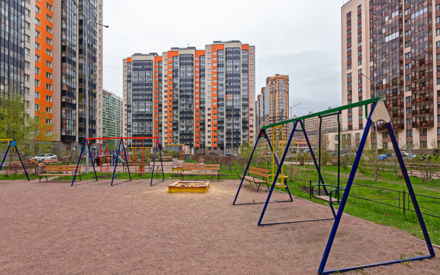 Dizaynerskaya V Murino Flat