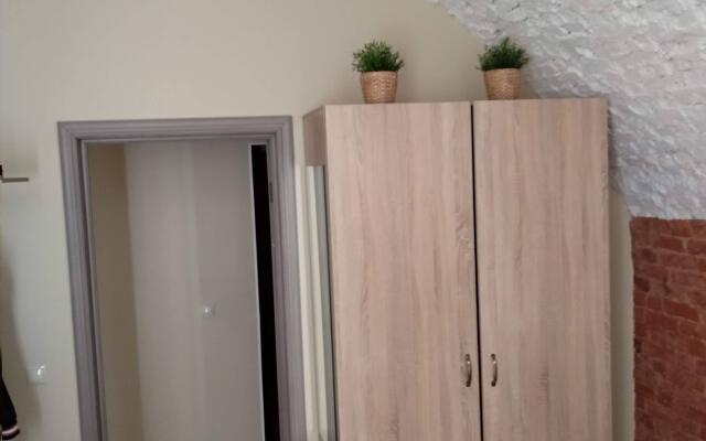 Апартаменты на Караванной 1