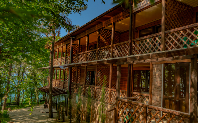 Green Wood Mini-Hotel