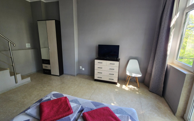 Апартаменты в Ливадии с балконом