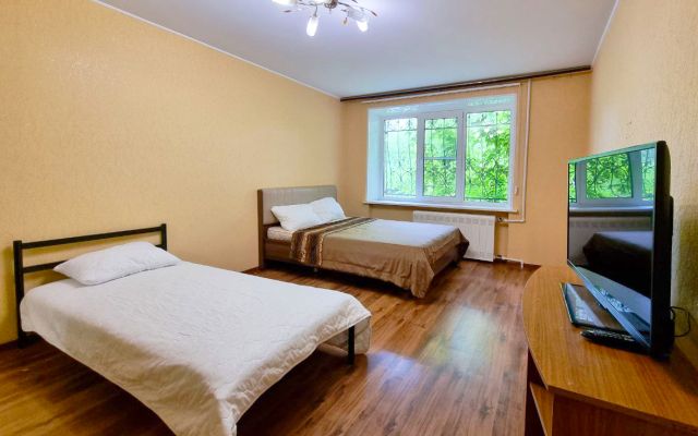 Апартаменты Комфорт класс Набережная Леонова 31а