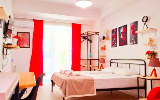 Апарт-отель Nebula's Red&White Apartment