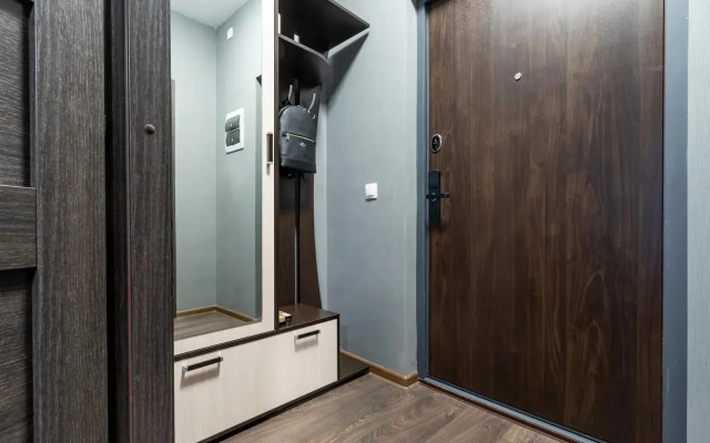 Na Oktyabryskoy Naberezhnoy 34k2 Apartments