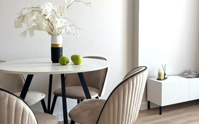 Квартира Стильная Евро 3-комнатная