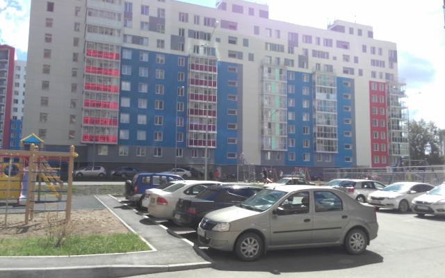 U Novoj Permskoj Yarmarki Apartments