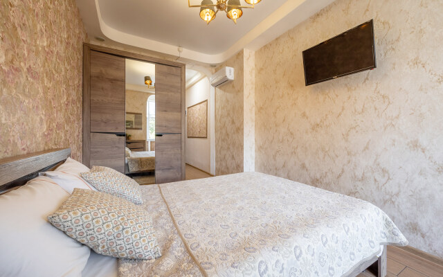 Апартаменты Место под солнцем 8