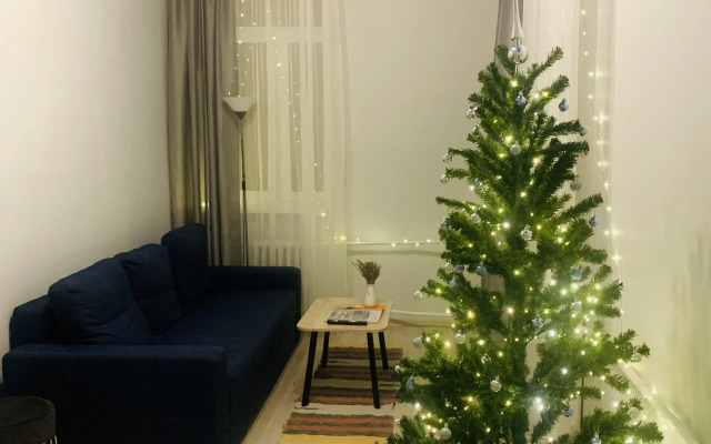 Апартаменты История