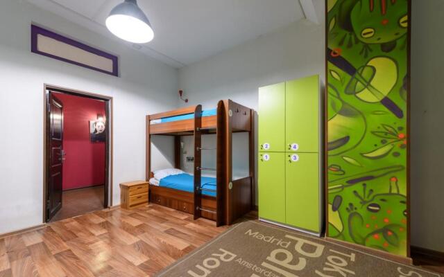 FunKey Hostel