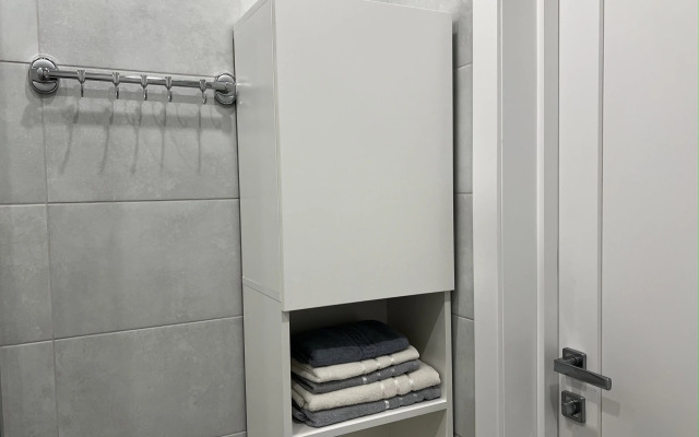 Studiya Kapri Khaus Chetyrekhmestnaya Zhk Letniy Flat