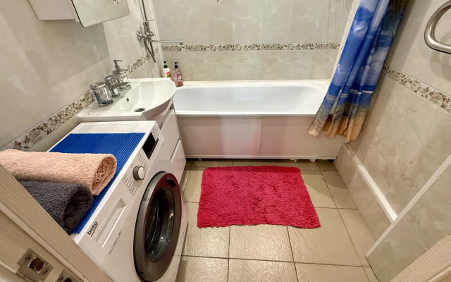 Апартаменты Строителей 20а