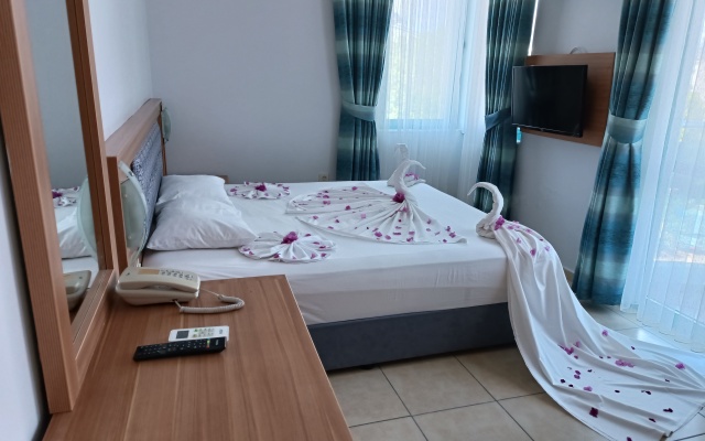Wonder Life Hotel