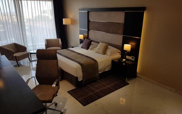 Protea Hotel by Marriott Kampala Skyz Hotel
