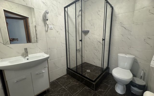 Rose Caucasus Verde Guest House