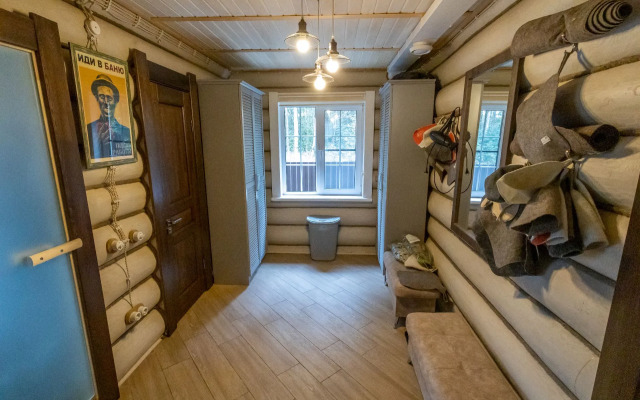 Частный дом с баней