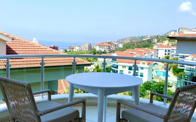 Dzen s Vidom na More Apartments