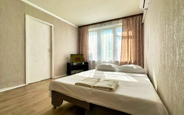 Квартира Уютная возле метро Народное Ополчение