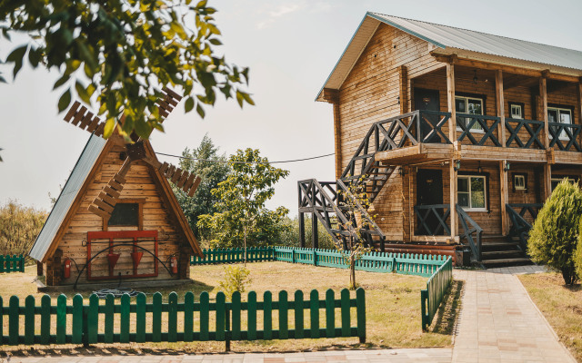 База отдыха Золотой Лотос