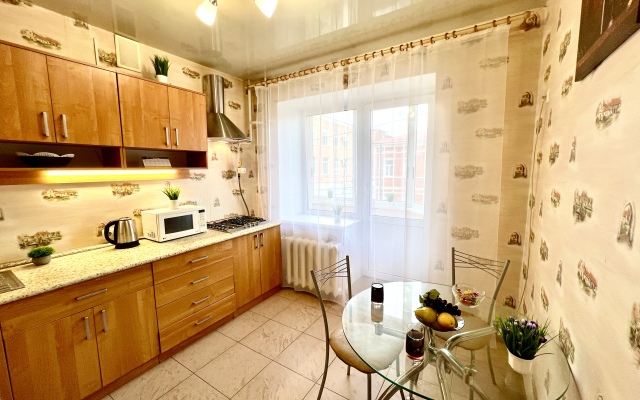 Уютные Апартаменты в Центре Города рядом с пл. Куйбышева (ул. Галактионовская 106А)