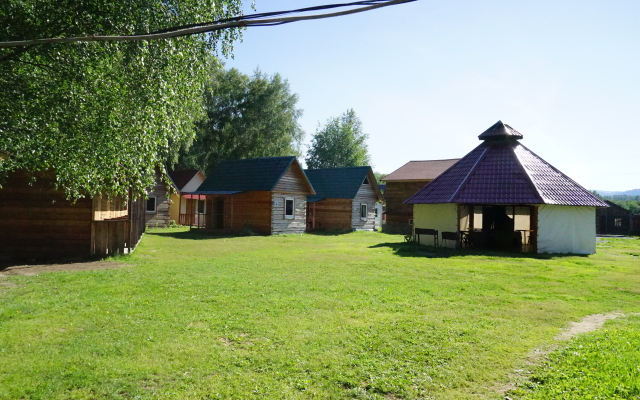Kolobok Tourist Camp